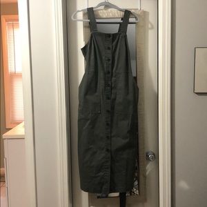 NWT Universal Thread Jumper